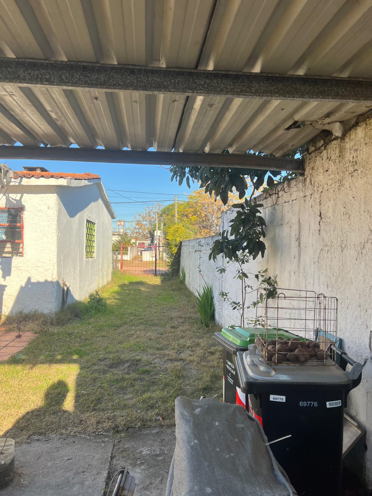 VENTA CASA LOMAS DE SOLYMAR 2 DORM - 1